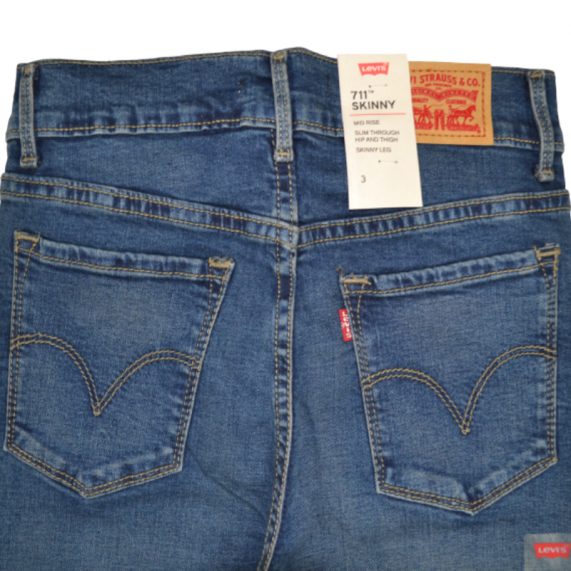 Levis_Nuevos_711_Beige_04